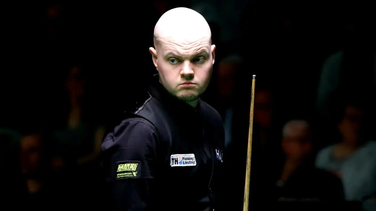 领先阿伦希, 在低迷了几, 出了出色的